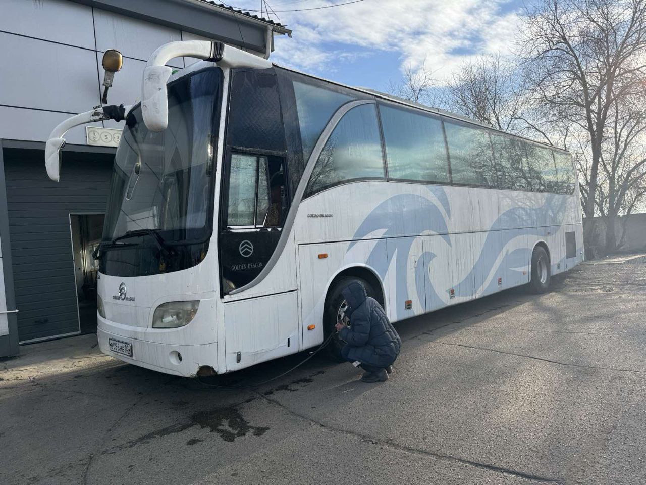 Туристический автобус