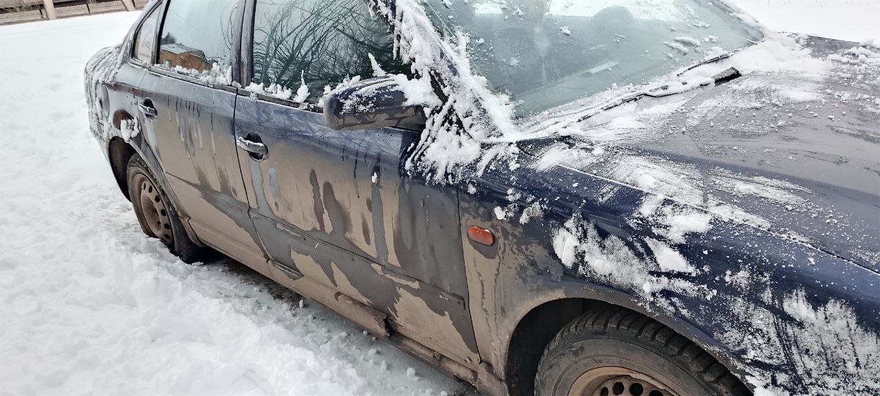 Автомобили: Легковой автомобиль, марка: ФОЛЬКСВАГЕН ПАССАТ, модель: ФОЛЬКСВАГЕН ПАССАТ, год изготовления: 1996, цвет: Синий(Темно Синий), VIN: WVWZZZ3BZVP047520, ПТС: 46PM7…