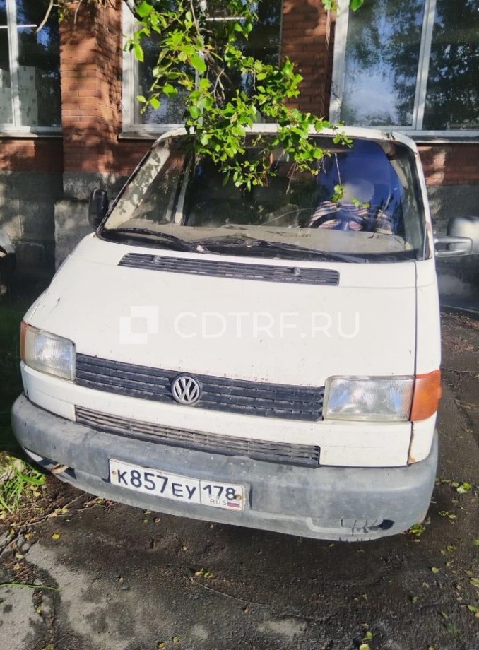Автомобили: Фольксваген TRANSPORTER, VIN номер WV2ZZZ70ZMH050435, 1991 г.в., цвет белый, двигатель - дизельный, объем двигателя 2371 куб.см, модель двигателя ААВ024643, мощ…