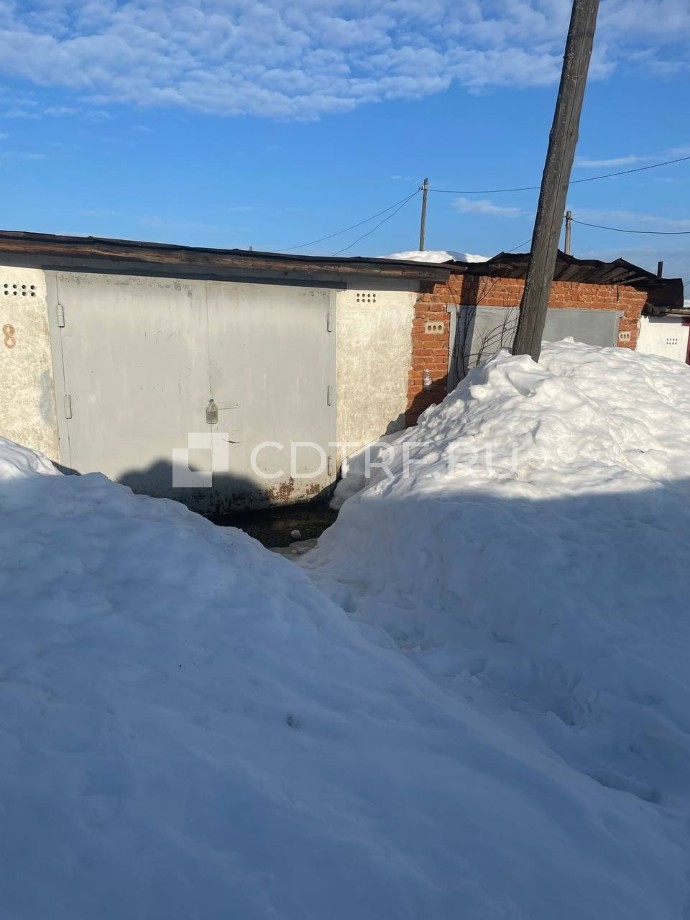 Здания (кроме жилых) и сооружения, не включенные в другие группировки: Гараж, площадью 23 кв.м., кадастровый номер: 81:07:0083001:1106, местоположение: Пермский край, г. Кудымкар, ГСК №3, гараж №308/408 расположенный на земельном у…