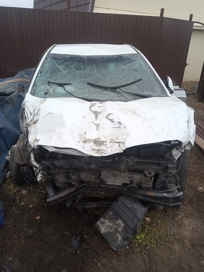 Автомобили: Легковой автомобиль, марка, модель Хендэ SOLARIS, VIN – Z94CU51CAFR130450, год выпуска 2015 г., двигатель – бензин, 1 396 см3, 107 л.с., КПП – механическая