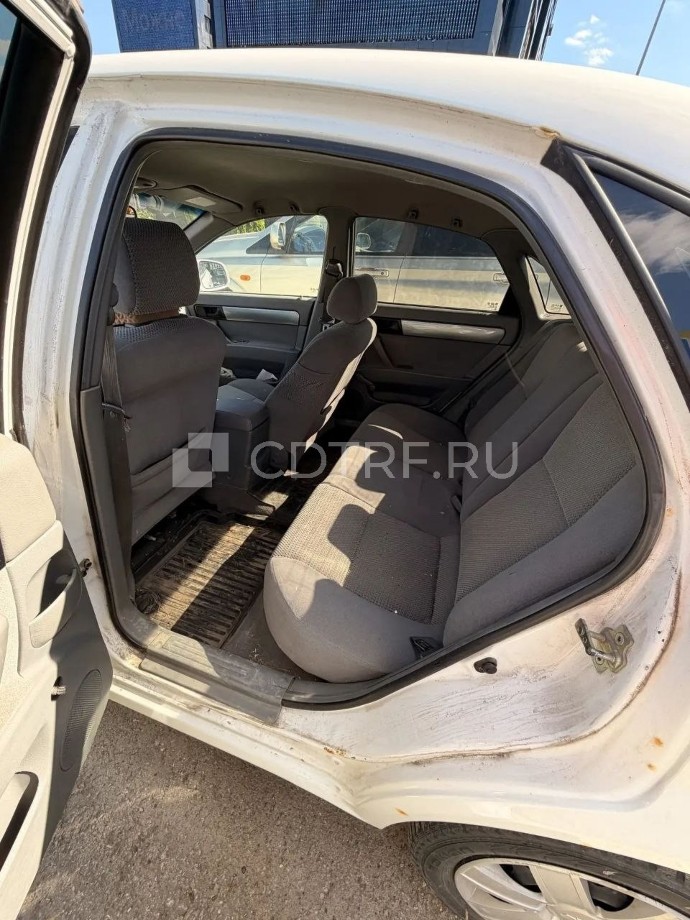 Автомобили: CHEVROLET LACETTI, VIN XUUNF197JBC004703