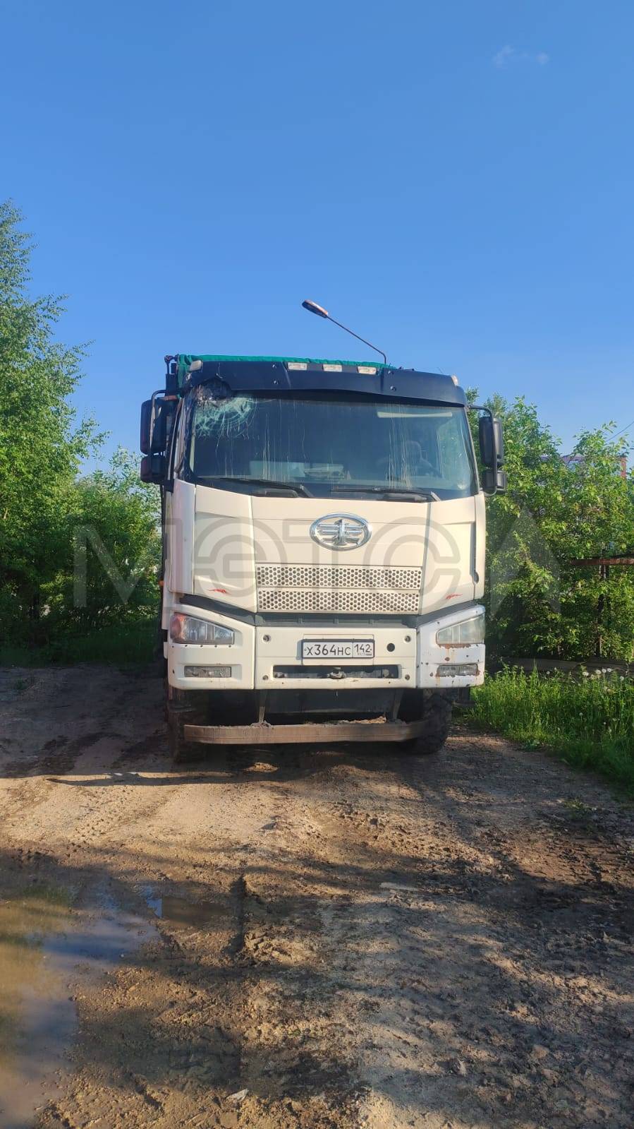 Автомобили: Автомобиль грузовой-самосвал FAW J6, гос. рег. знак Х364НС142, 2021 г.в., VIN LFWMXXRX9M1F44770