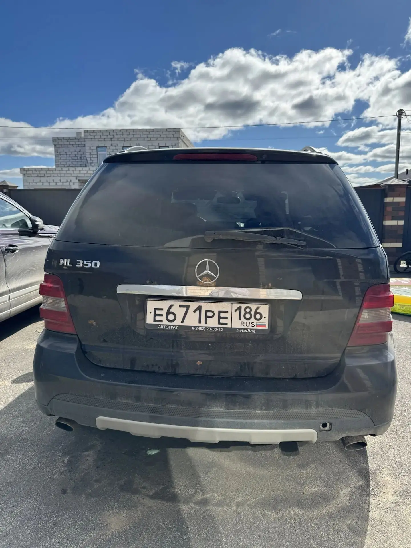 Автомобили: Легковой автомобиль, марка: МЕРСЕДЕС-БЕНЦ, модель: ML350, год изготовления: 2005 г.в., цвет: черный, VIN: 4JGBB86E06A024091, ПТС: 77 PK 498497, г/н: Е671PE186, …