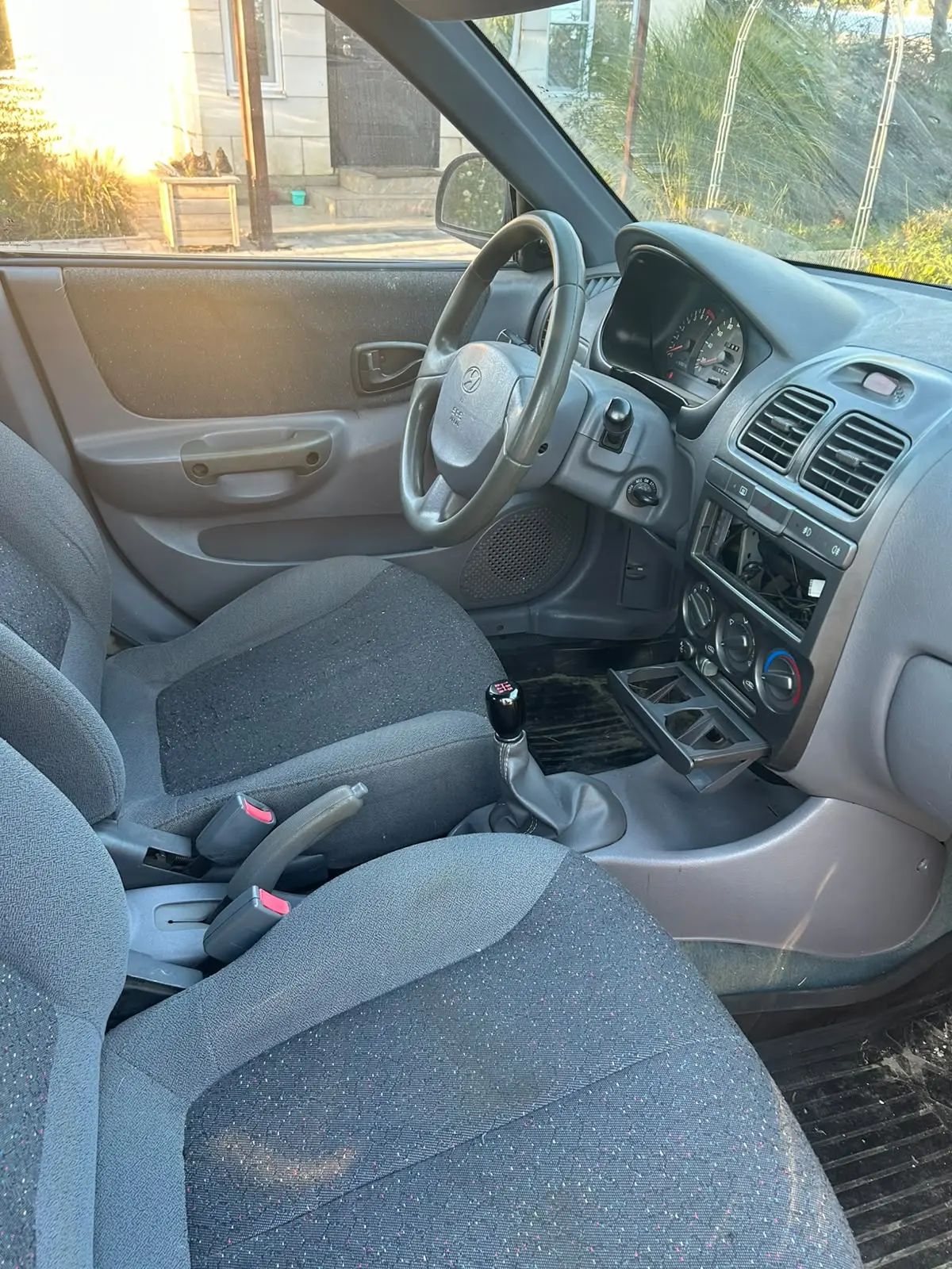 Автомобили: Автомобиль марки HYUNDAI модель
Accent 2008 г.в. VIN-номер
X7MCF41GP9M209088