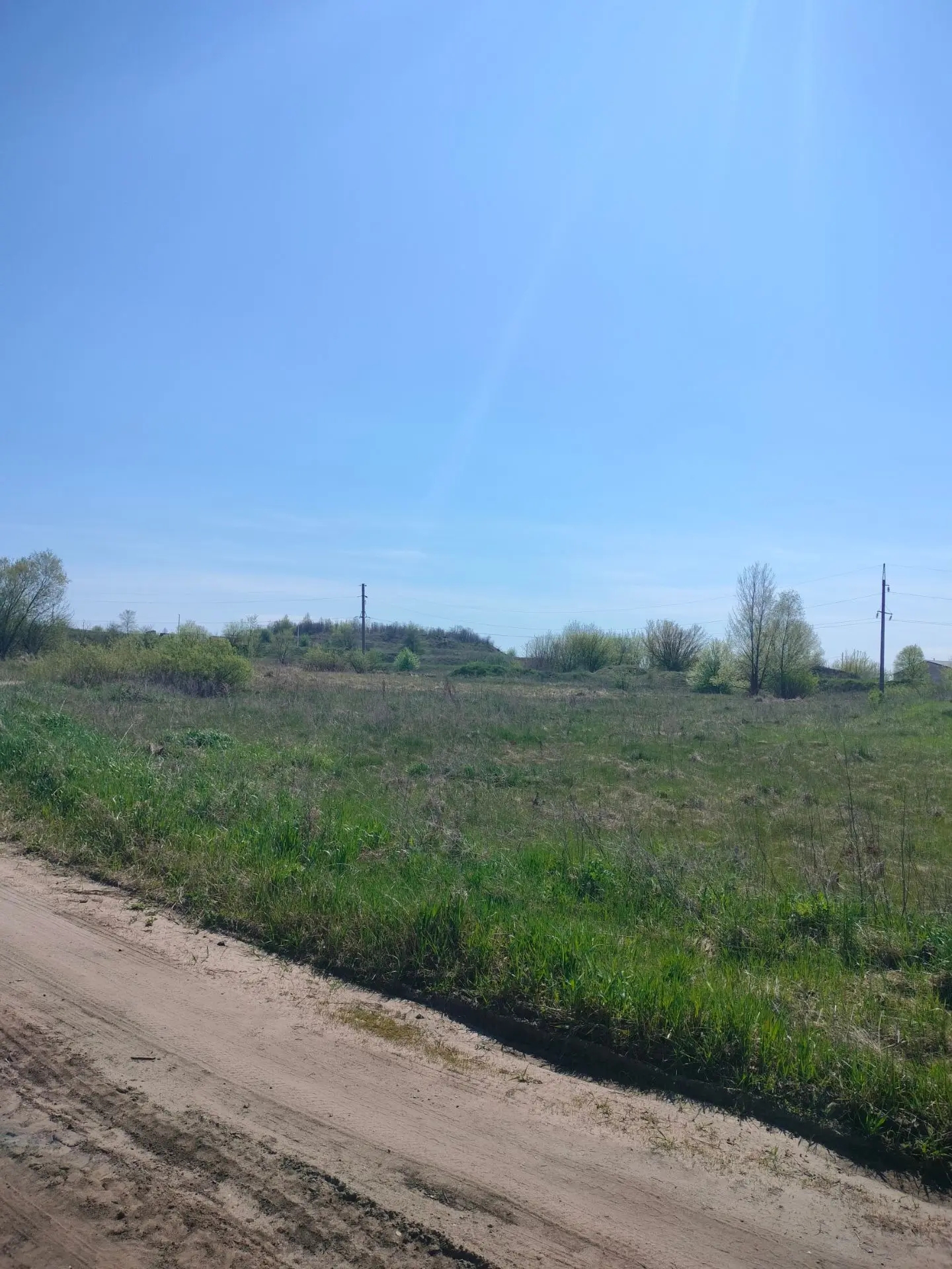Лот № 18 (повторные торги). Земельный участок площадью 600 кв. м, кадастровый номер 36:28:1900028:82,  расположенный по адресу: Воронежская область, Семилукский р-н, с. Девица, ул. Танкистов, 26а - принадлежащий Аветян В.Н.