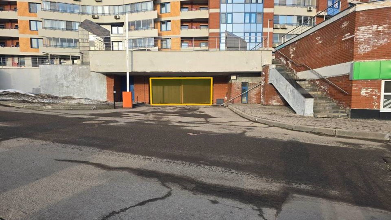Продажа имущества находящегося в оперативном управлении ГБУ «Жилищник района Ломоносовский», нежилое помещение по адресу: г.Москва, ул. Архитектора Власова, дом 8. Подземный этаж 3, пом. I, м/м 397, площадь 17,5. Кадастровый номер 77:06:0003008:3891