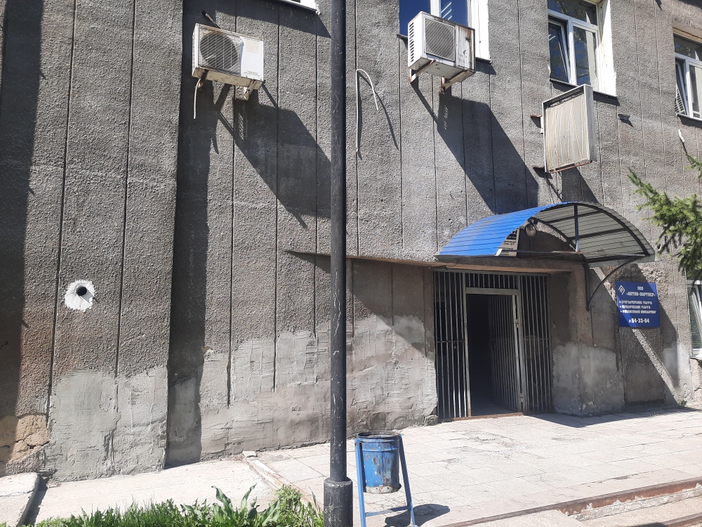 Нежилые помещения на 1 этаже №№ 67-69, площадь 35,6 кв.м. в объекте с кадастровым номером 38:36:000028:2594 по адресу: Иркутская область,  г. Иркутск,  ул. Старо-Кузьмихин-ская, 28