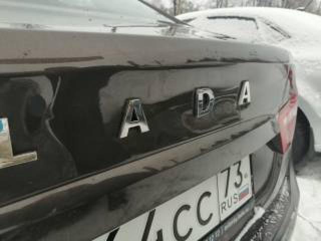 транспортное средство Lada Vesta